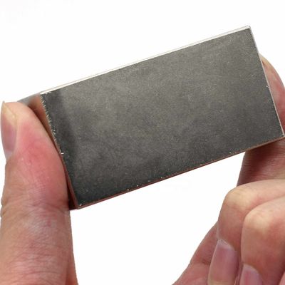 최대 작동 온도 60°C NdFeB 자석 N52 슈퍼 강 블록 50x25x10mm 네오디미움
