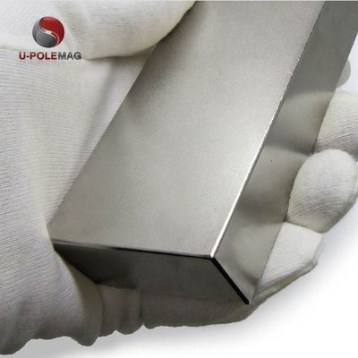 온도 응용 프로그램은 Neodymium 자석 슈퍼 강 N52 50 30 보다 더 멀리 보지