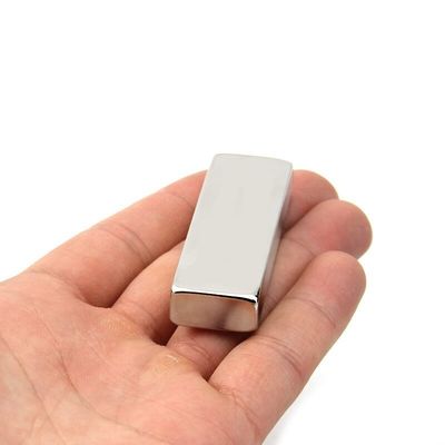 커스텀 슈퍼 강성 자석 N52 60x20x10mm 직사각형은 진크 코팅과 NdFeB 등급
