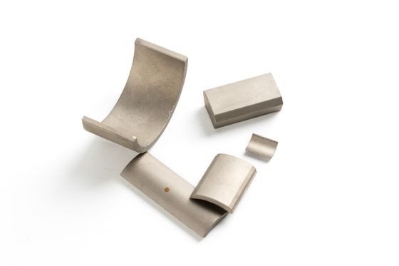 산업 자석 YXG-32 최대 작업 온도 300도 Sintered Smco 자석