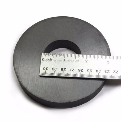 OD 115mm x ID 45mm x T20mm 영구 물질과 함께 큰 세라믹 링 자석 C8