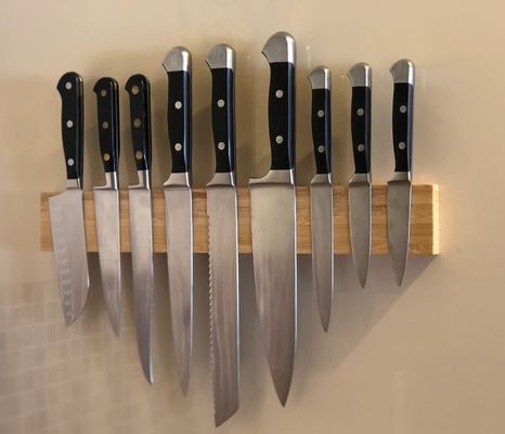 오크 목재 자기 칼 들고 벽 장착 공간 절약 부엌 액세서리 680-995g