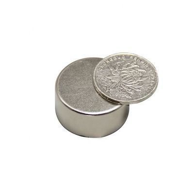 강력한 희토류 NdFeb 자석 영구 N52 축 원형 네오디미엄 자석 D30x10mm
