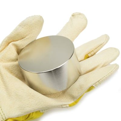 N52 네오디미엄 자석 50x30mm 두께 자석 방향과 검은 에포시 코팅