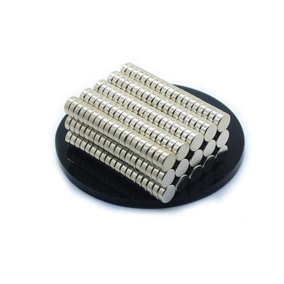 0.3mm 네오디미움 디스크 자석 및 경쟁력있는에서 당신의 폼핑 필요에 맞게