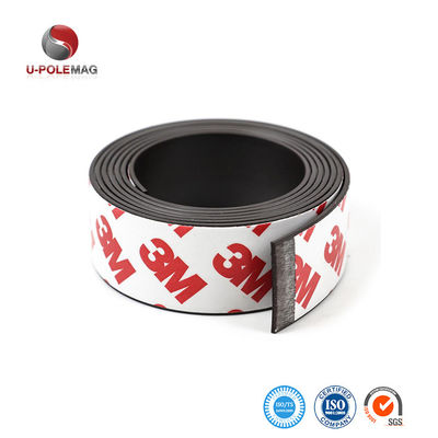 3M 접착제 L1MxW20xT1mm의 사용자 정의 유연 고무 자기 스트립 허용률 ±1%