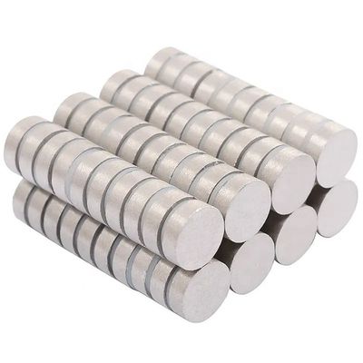 센서 시스템 SmCo 디스크 자석 허용률 ±10% 밀도 7.3-7.5g/cm3 고온