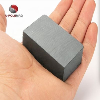 강력한 영구적인 산업 블록을 가진 사용자 정의 가능한 검은 직사각형 페리트 자석